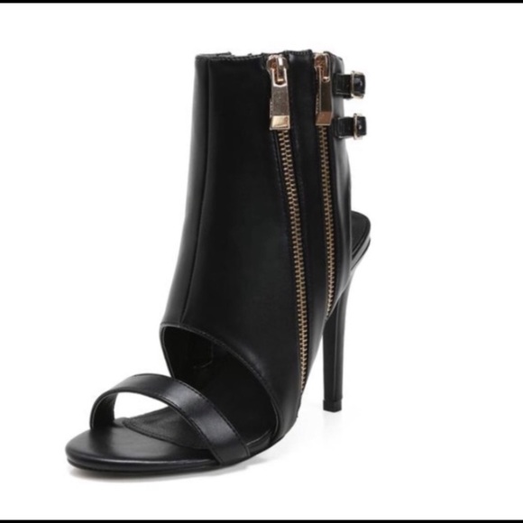 BLACK DOUBLE GOLD ZIPPER DETAILED BOOTIE HEELS - Picture 4 of 8